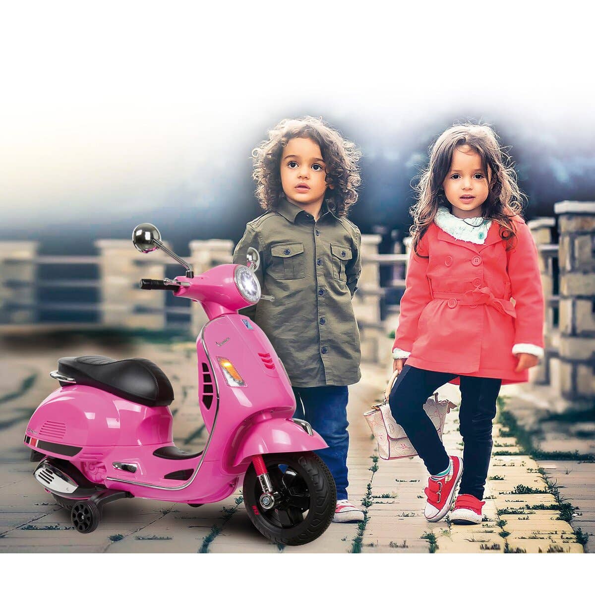 mhw24 - Vespa GTS 125 rosa 12V con conducente