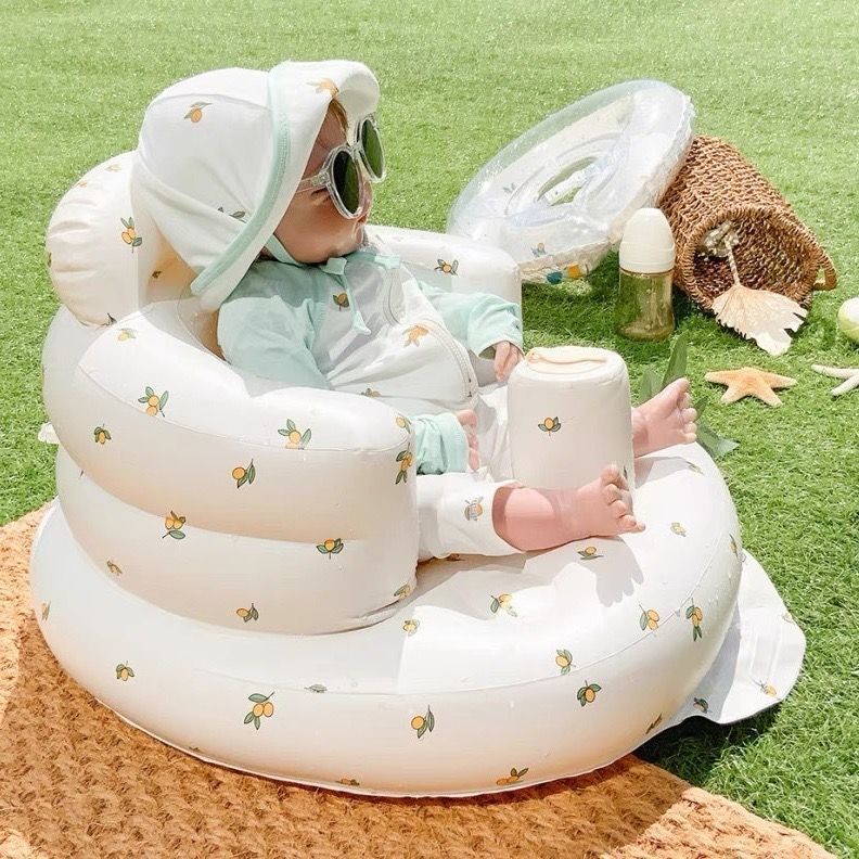 Aufblasbarer Babyhochstuhl zum Essen & Baden